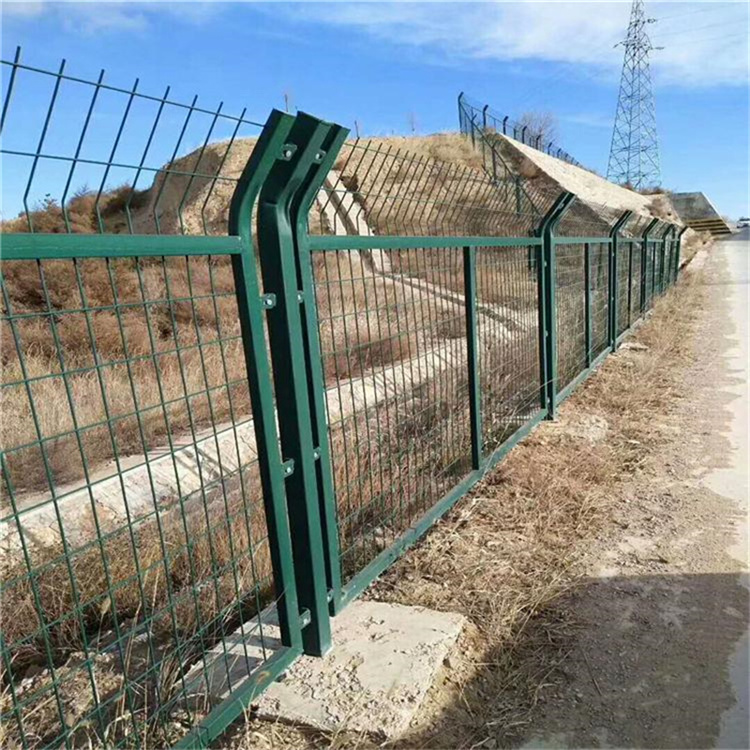 吉林鐵路金屬網片防護柵欄
