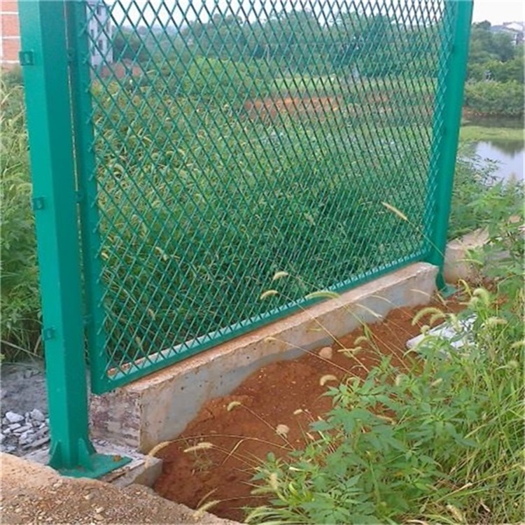 河道鋼板網隔離柵